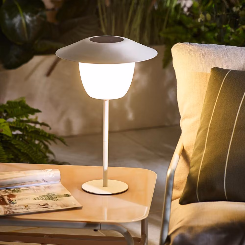 FurnitureboxUK Veya White Solar Outdoor Table Light with Remote Control and Dimmable RGB Effect – 3