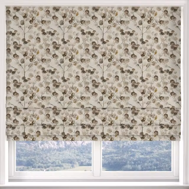 ANTE DECOR Honesty Made to Measure Blackout Roman Blind in Beige Floral Design