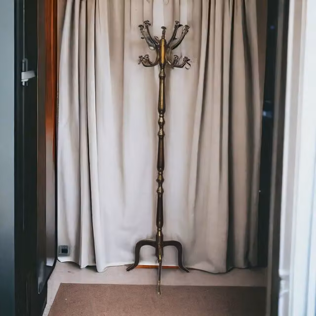 Artisan Furniture Industrial Silver Metal Post Tree Coat Stand with 6 Hooks