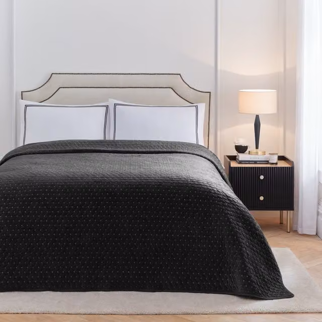 Henley Pin Cord Quilted Bedspread in Black Cotton Blend