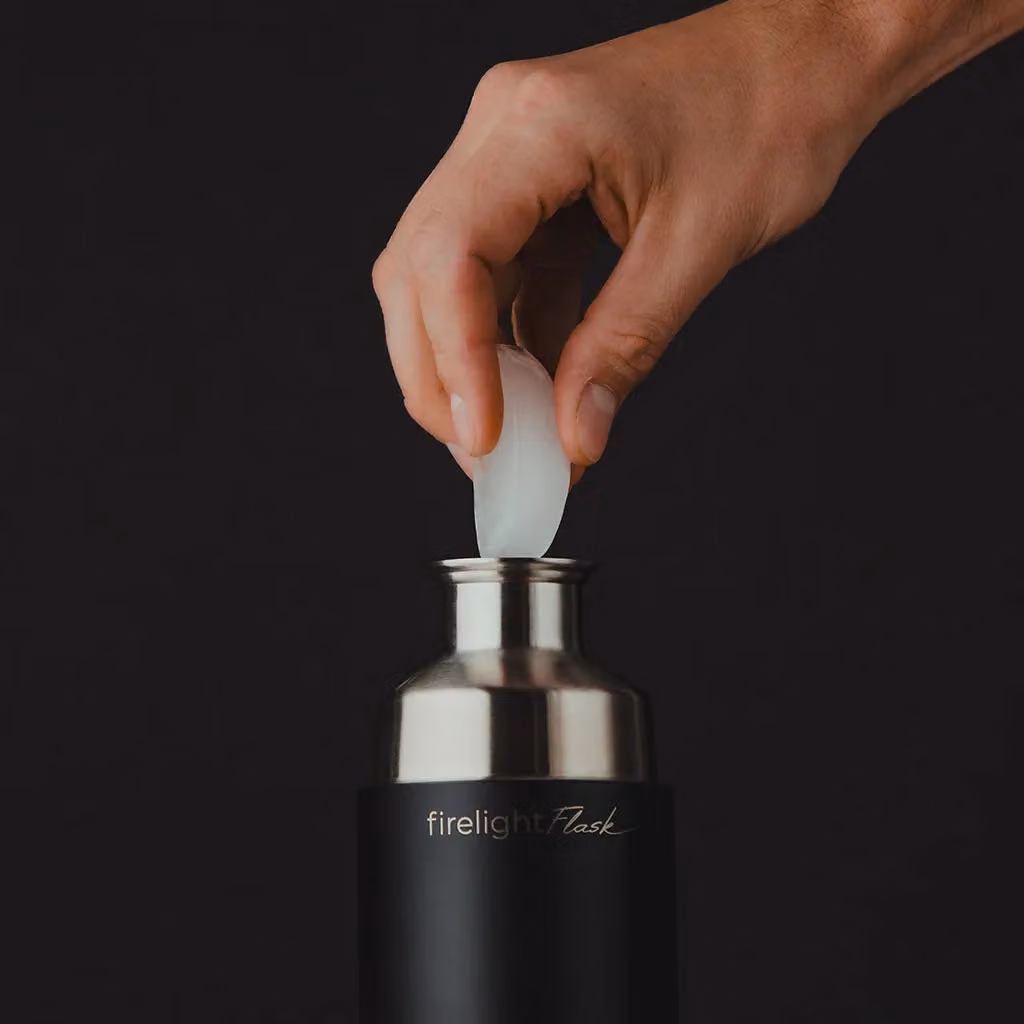 High Camp Firelight 750 Flask, 750ml Vacuum Insulated Stainless Steel Whiskey Flask in Black – 2