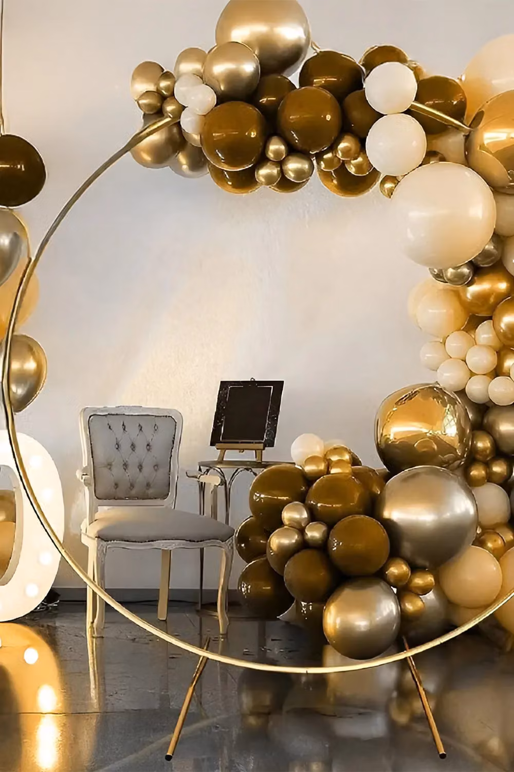 Neel Blue Round Metal Balloon Arch Frame with Floor Base, Gold, Height: 150 cm – 2