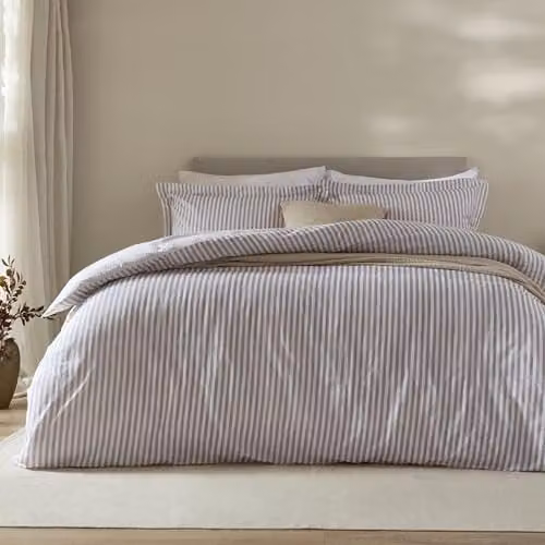 Yard Hebden Striped 100% Cotton Duvet Cover and Pillowcase Set in Mauve, W/D/H: 140 x 200 cm
