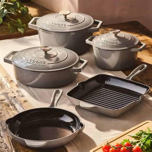 Cooks Professional 5 Piece Enamelled Cast Iron Casserole Dish, Frying Pan and Skillet Set in Grey – 2