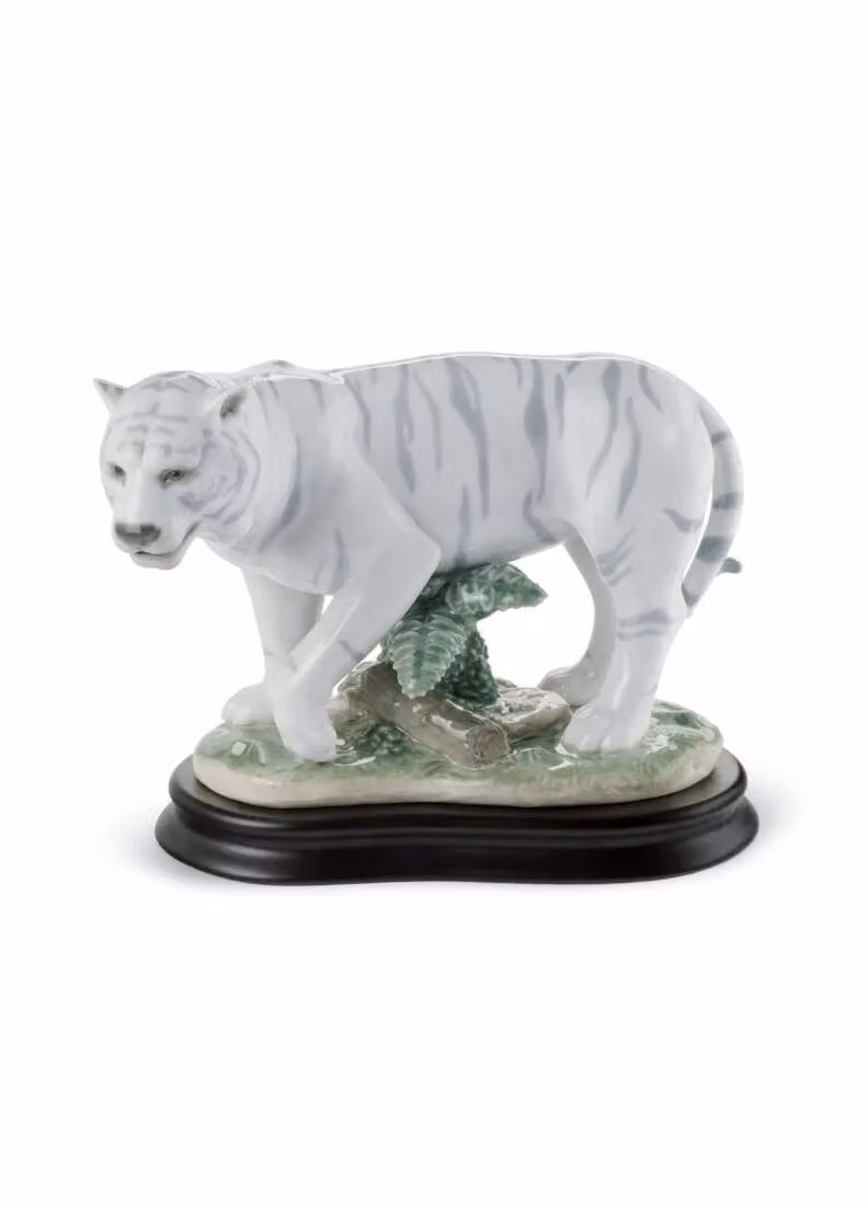 Lladró The Tiger Porcelain Figurine in White