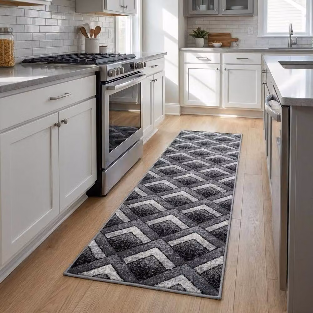 Bravich LTD Modern Zigzag Hallway Runner Rug in Grey, Non-Slip Low Pile Polypropylene Carpet, W: 60 cm, L: 450 cm – 2