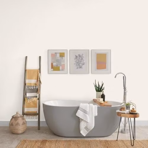 Johnstone's White Satin Gloss Bathroom Wall and Ceiling Paint, 2.5L – 3