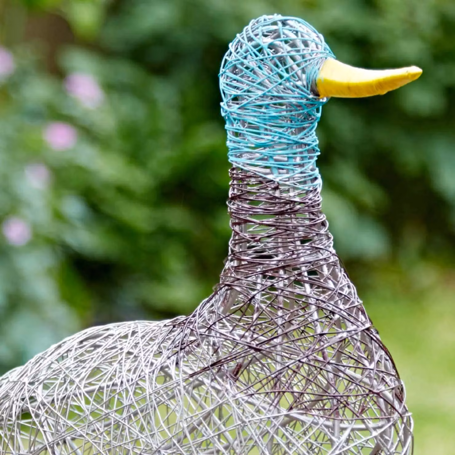 The Fat Duck Paper High Patka Silver Wire Garden Ornament – 2