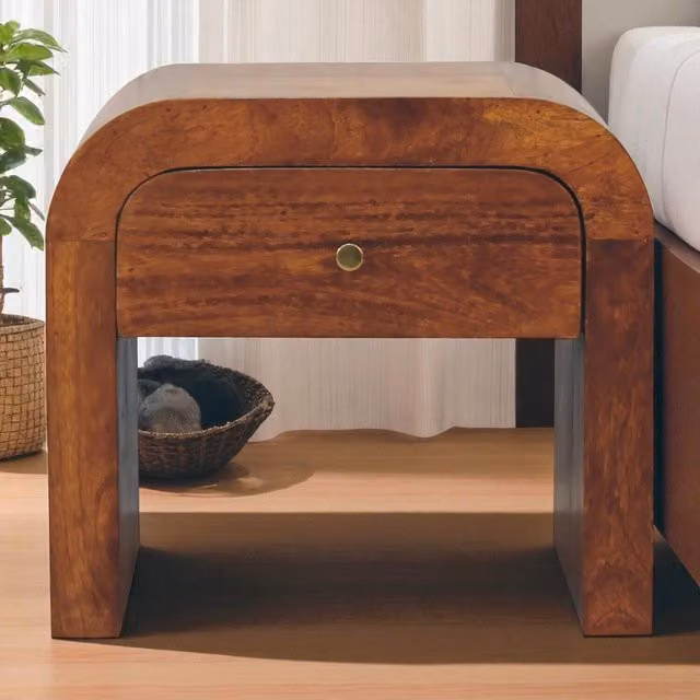 Soldi Wood Darcy Chestnut Bedside Table in Brown