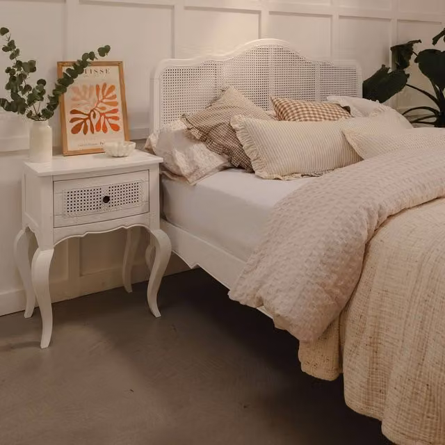 Statement Furniture Louis Double 4ft6 Bed Frame in White Solid Oak with Rattan Cane Headboard, W/D/H: 205 x 140 x 124 cm – 1