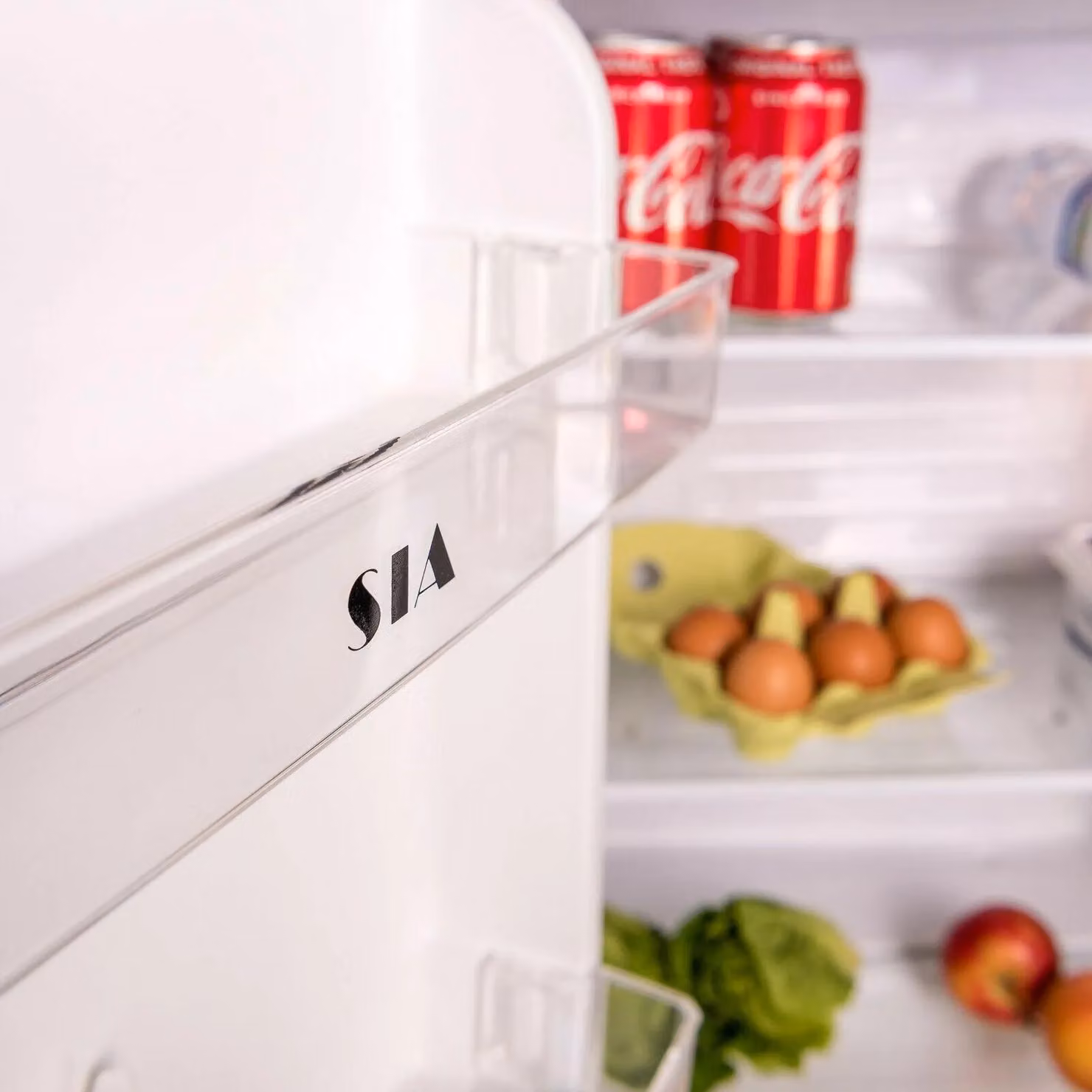 SIA LFS01BL Black Freestanding Under Counter Larder Fridge with 91L Capacity, W: 48 cm, D: 48 cm, H: 86 cm – 3