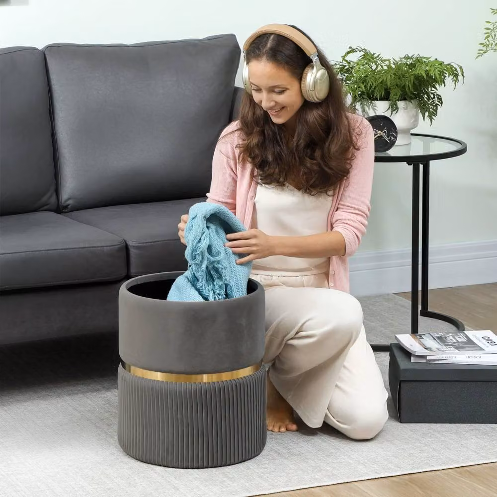 Wyld Haus Vami Grey Velvet Storage Ottoman with Gold Accents, W/D/H: 44 x 44 x 36 cm – 7