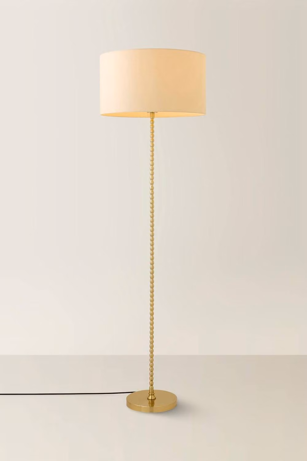 ValueLights Maeve Floor Lamp with Beige Fabric Cylinder Shade and Brushed Gold Bobbin Base – 2