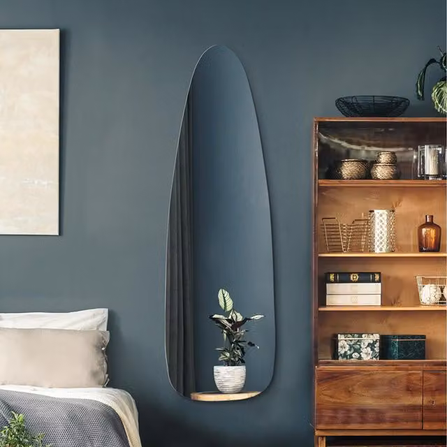 MirrorOutlet Lacuna Frameless Organic Wall Mirror in Silver and Black, Height: 155 cm