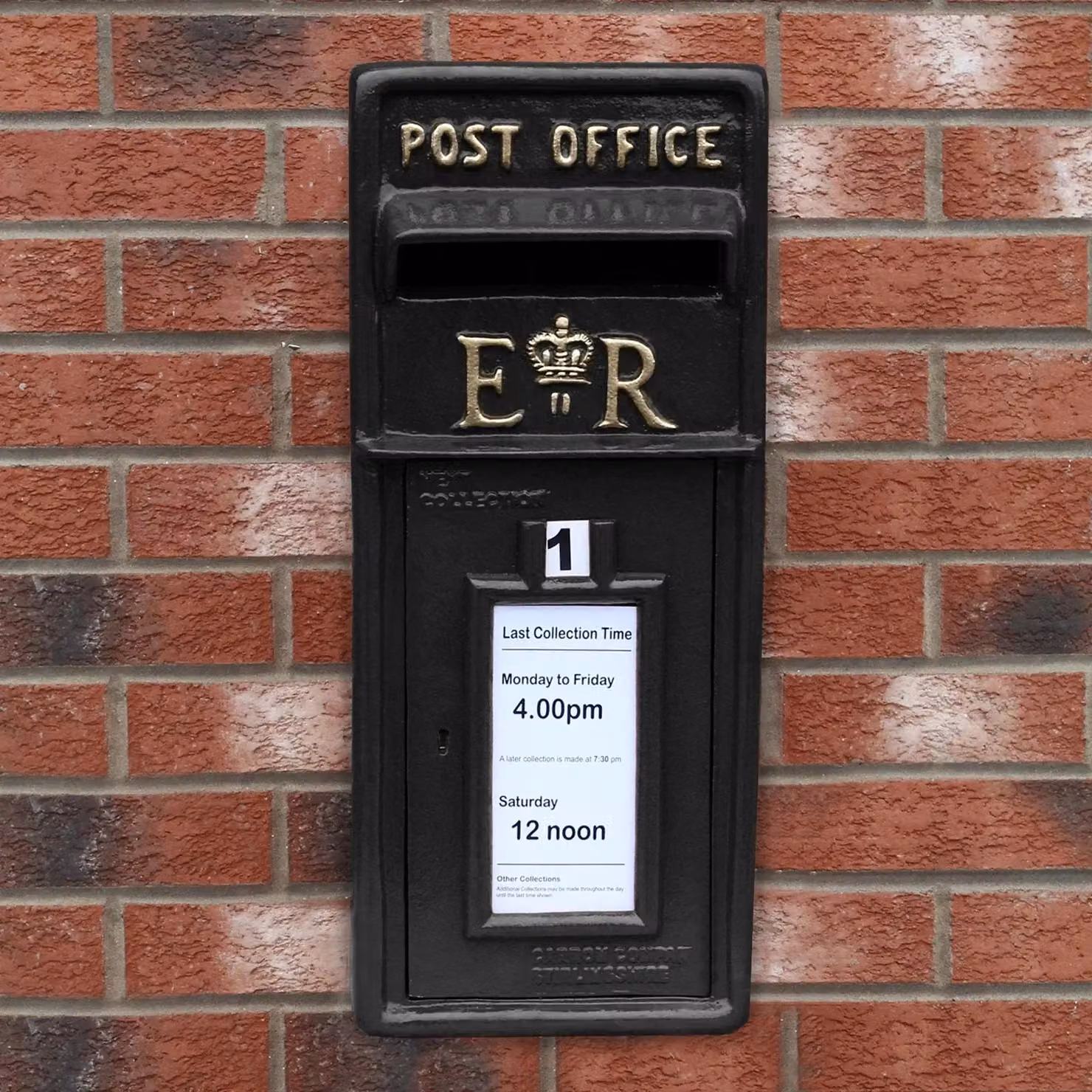 Monstershop Vintage Black and Gold Cast Iron Wall Mounted Post Box – 3