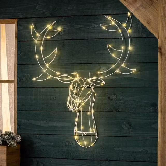 Christow Christmas Stag Head LED Wall Decoration, White Metal, H: 70 cm