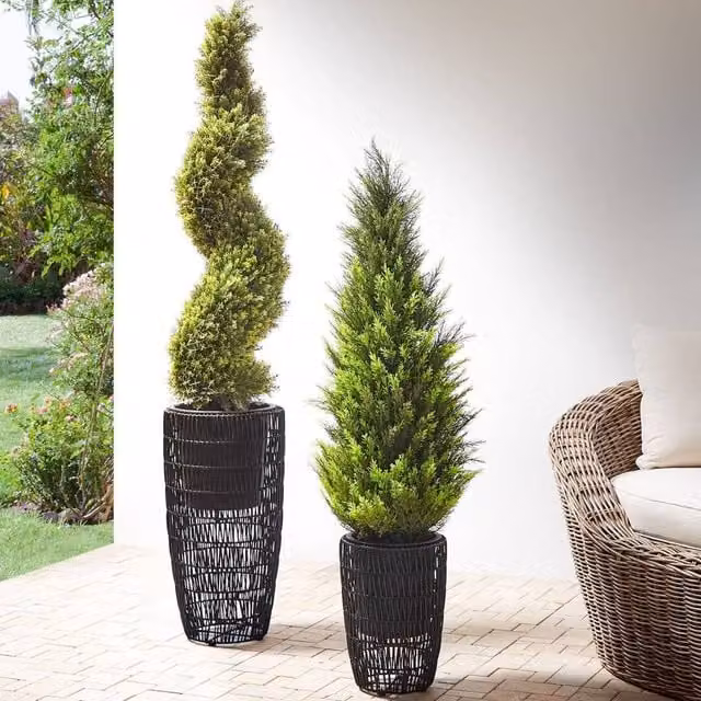 Wyld and Coco EverLush PE Rattan Tall Plant Pot Set of 2 in Black with Plastic Inserts