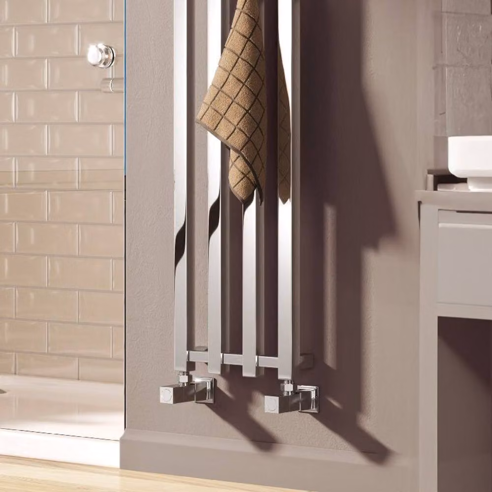 Bathroom Kingdom Todi Chrome Designer Heated Towel Rail in Silver, W: 80 cm, H: 41.5 cm – 2