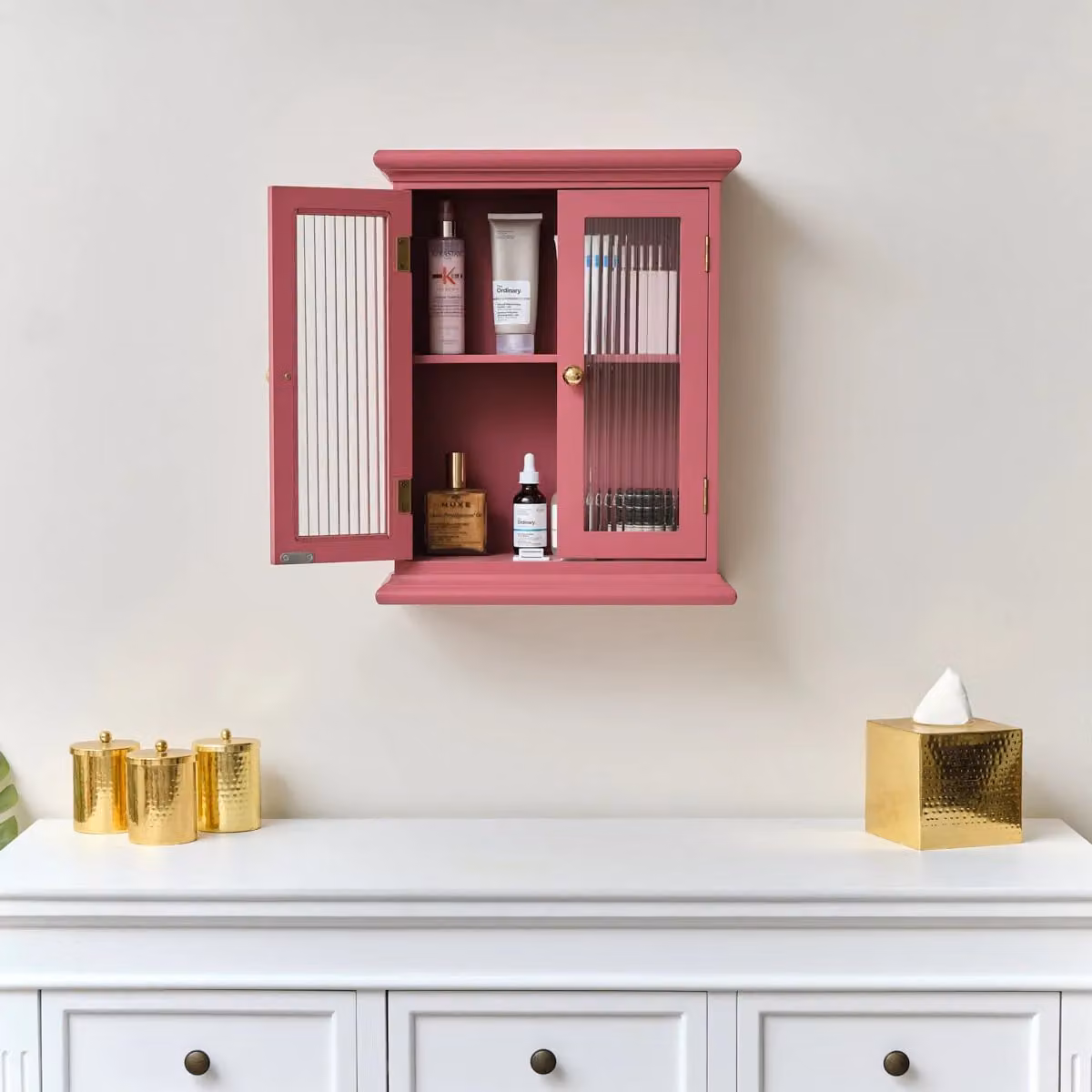 Melody Maison Raspberry Pink Reeded Glass Wall Cabinet in Dark Pink – 1