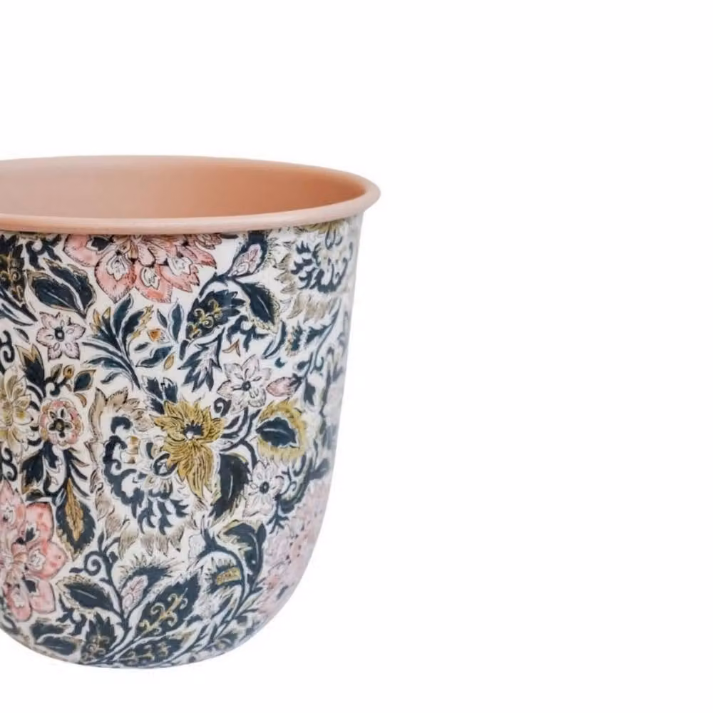 Lemon Pavilion Maisie Vintage Pattern Blush Metal Planters, Set of 2, Pink – 2