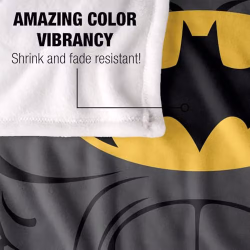 LOGOVISION Batman Costume Super Soft Silky Touch Fleece Throw Blanket, Multicolour, W: 152 cm, D: 127 cm – 3