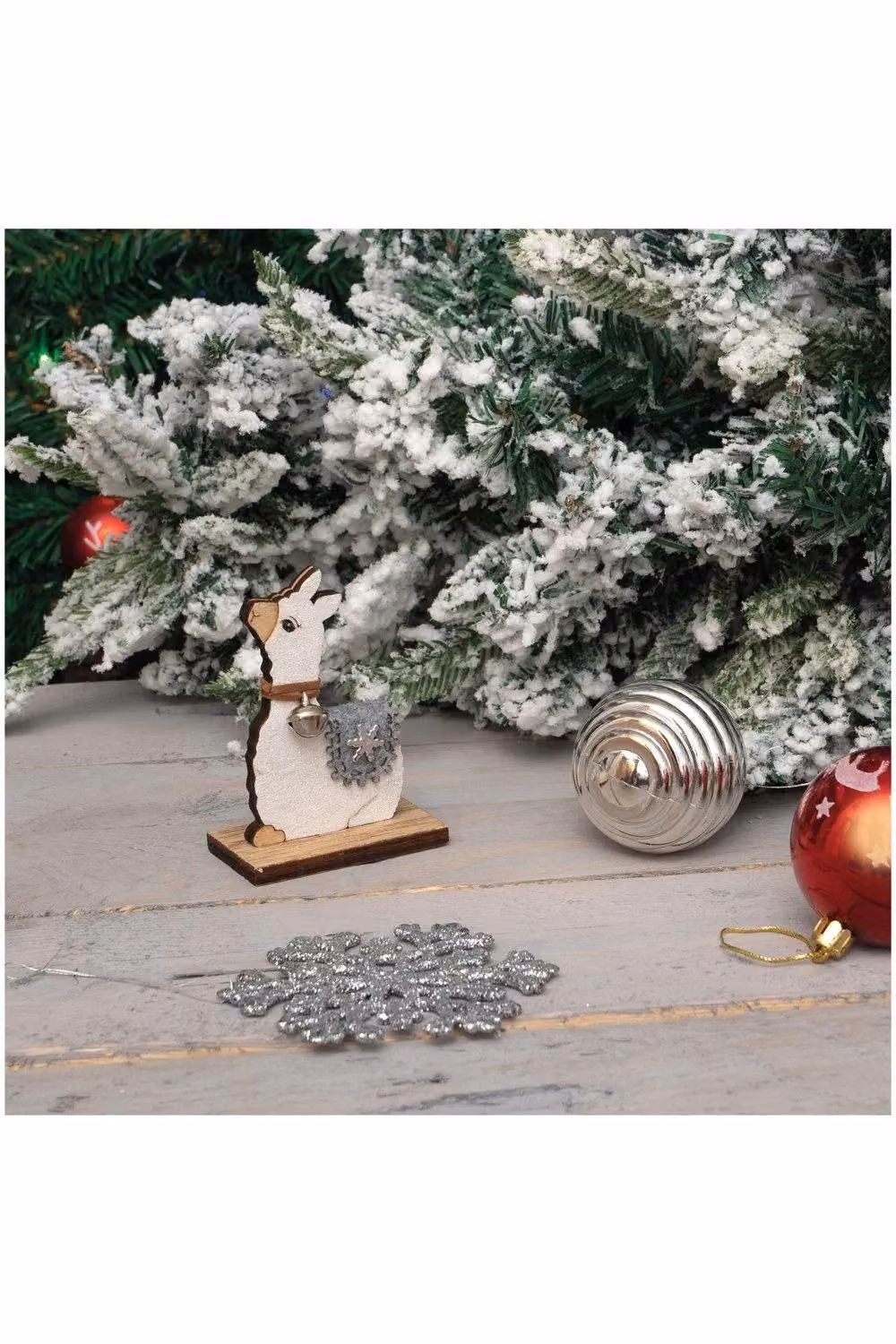 Netagon White Wooden Alpaca Tabletop Ornament – 6