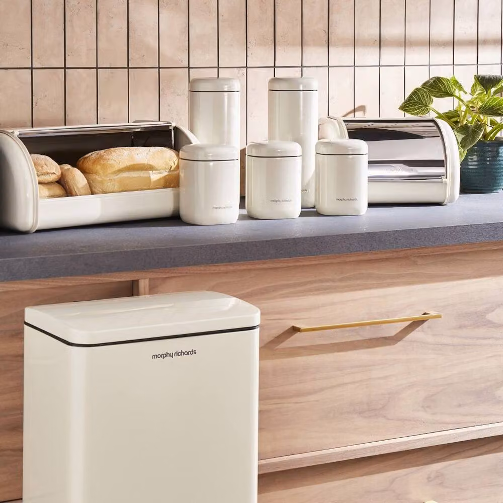 Morphy Richards Equip 2 Pack Airtight Large Storage Canisters in Black, White and Beige, 2.6L, H 28.5 cm x W 11 cm – 9