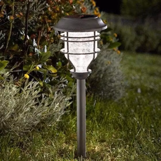 Marco Paul Large Solar Crackle Ball Stake Light in Silver – 1