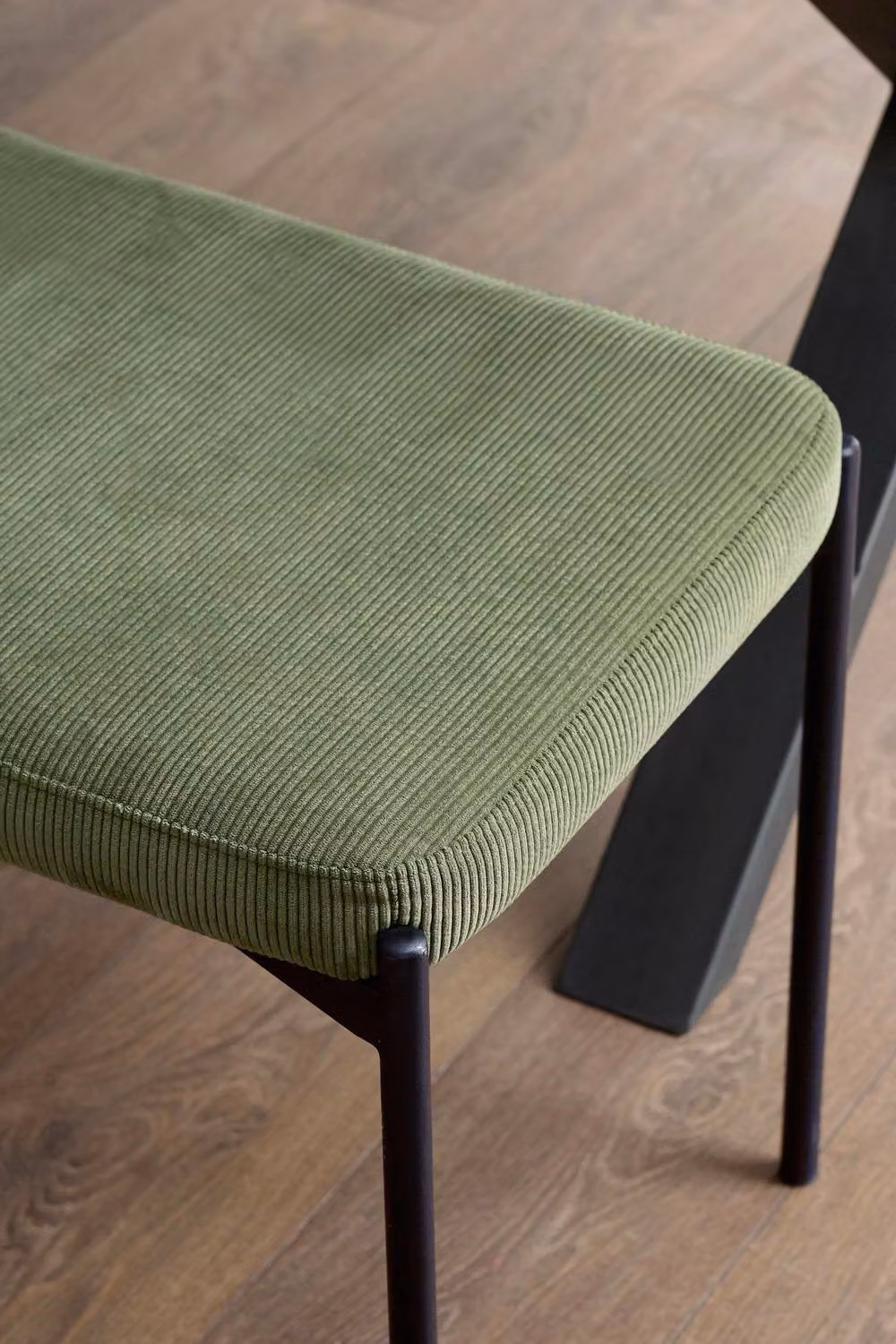 Julian Bowen Leonie Green Velvet Upholstered Dining Bench with Metal Legs, Width: 120 cm – 5