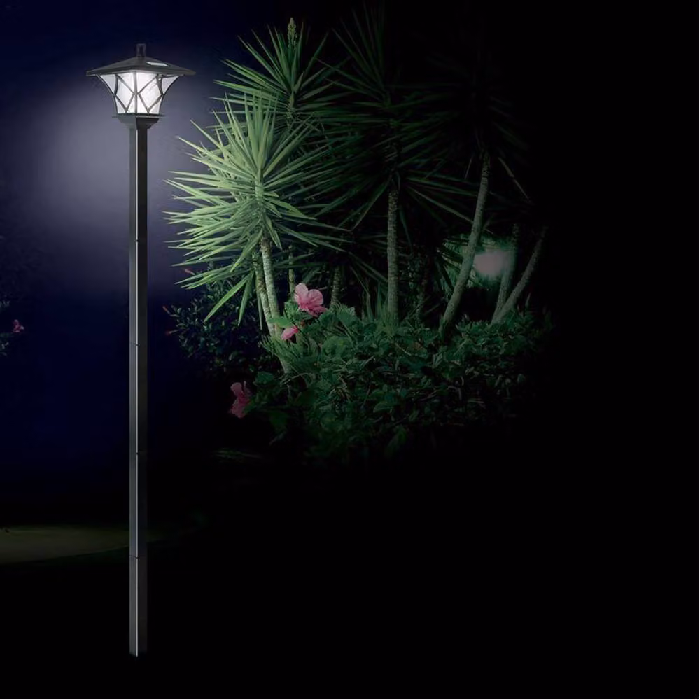 Ventryn Solar Garden Corner Lantern Lights in Black – 2