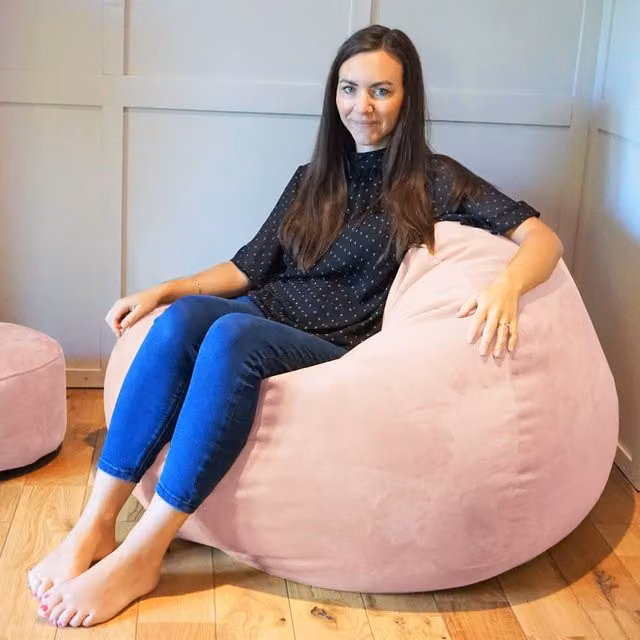 rucomfy Classic Slouchbag Adult Bean Bag Chair in Pale Pink Velvet – 1