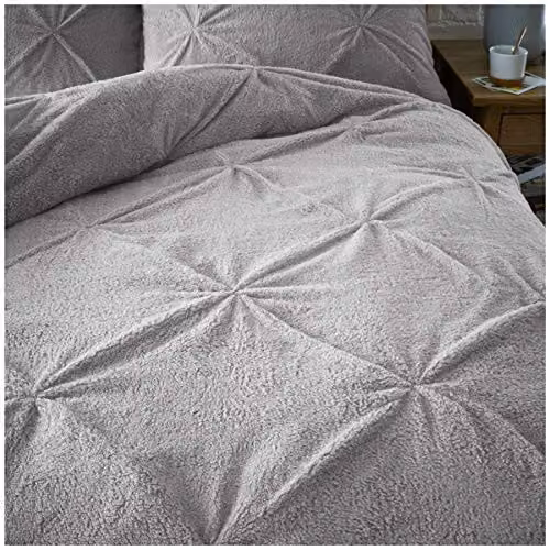 Gaveno Cavailia Grey Teddy Bear Pintuck Duvet and Pillowcase Set, 100% Polyester Fleece, Single Size (90 x 200 cm) – 2