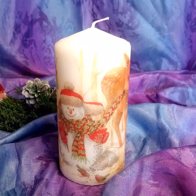 Viki Christmas Snowman Candle in White, 25.4 cm
