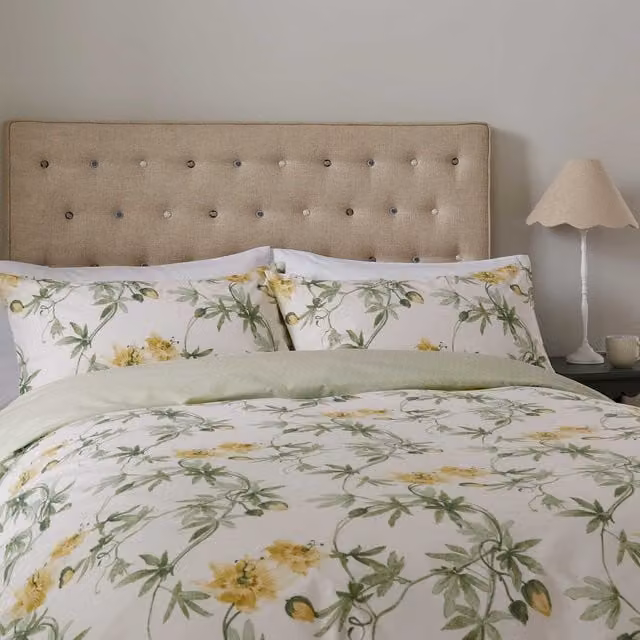 Helena Springfield Fable Passionflower Single Duvet Cover and Pillowcase Set, Primrose and Soft Green, W: 90 cm, H: 200 cm