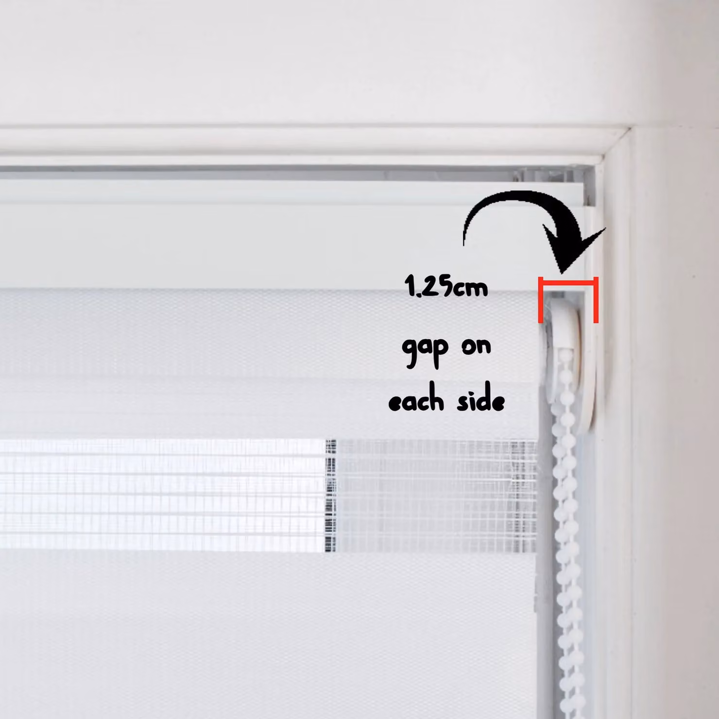 Furnished Day & Night Zebra Striped Roller Blind in Black, W: 95 cm, H: 210 cm – 1