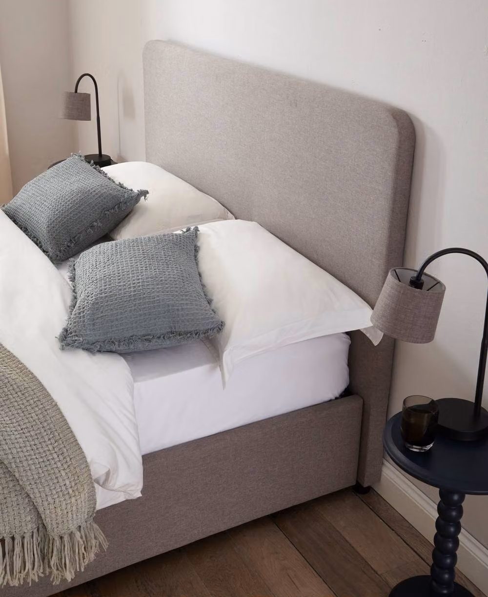 DS Living Novara Grey Upholstered Ottoman Panel Bed Frame with Lift Up Base, W: 140 cm, D: 200 cm – 2