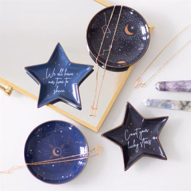 KDMK Star Ceramic Trinket Dish in Purple with Gold Details, W: 11.5 cm, D: 11.5 cm, H: 1.0 cm