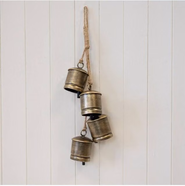 KDMD Gold Metal Cowbell Hanging Christmas Garland with Rustic Animal Design