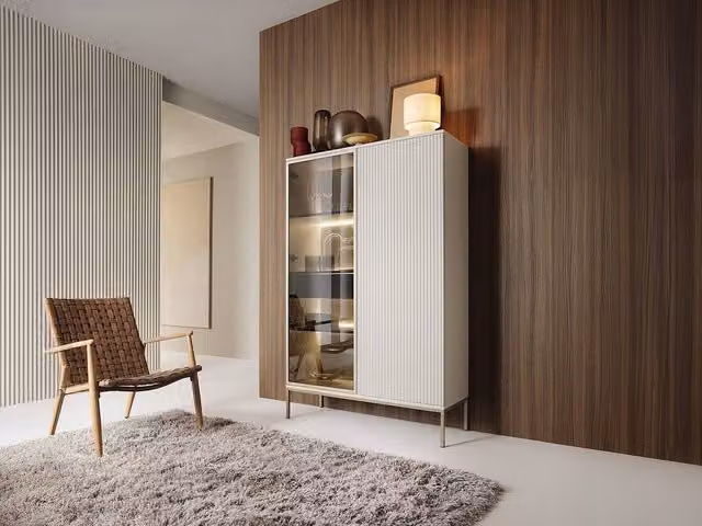 Vente-unique Modern Beige Display Cabinet with Integrated LED Lighting, 2 Glass Doors and 1 Drawer, H: 165.5 cm, W: 103.5 cm, D: 39 cm