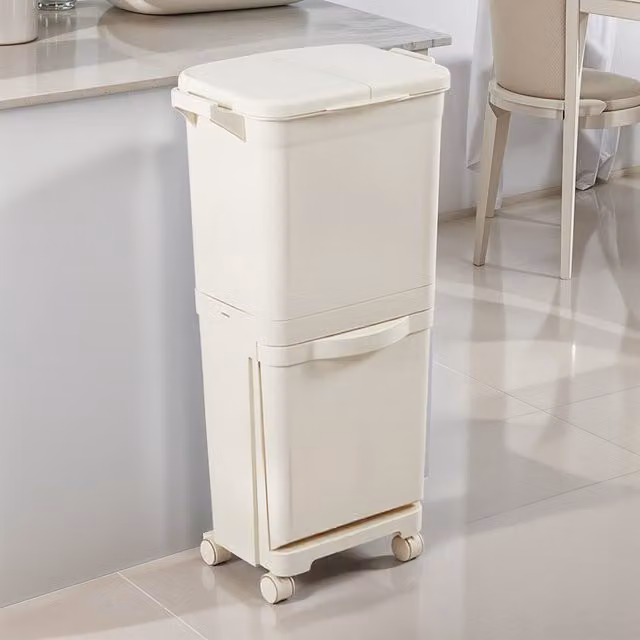 Livingandhome 38l Kitchen Rubbish Bin with Wheels and Flip Lid in Beige and White