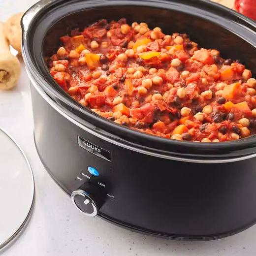 Cooks Professional 6.5L Slow Cooker with Lid and Removable Bowl in Black and Gold – 4
