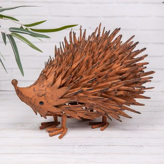 Annibells Rustic Metal Hedgehog Garden Ornament in Brown