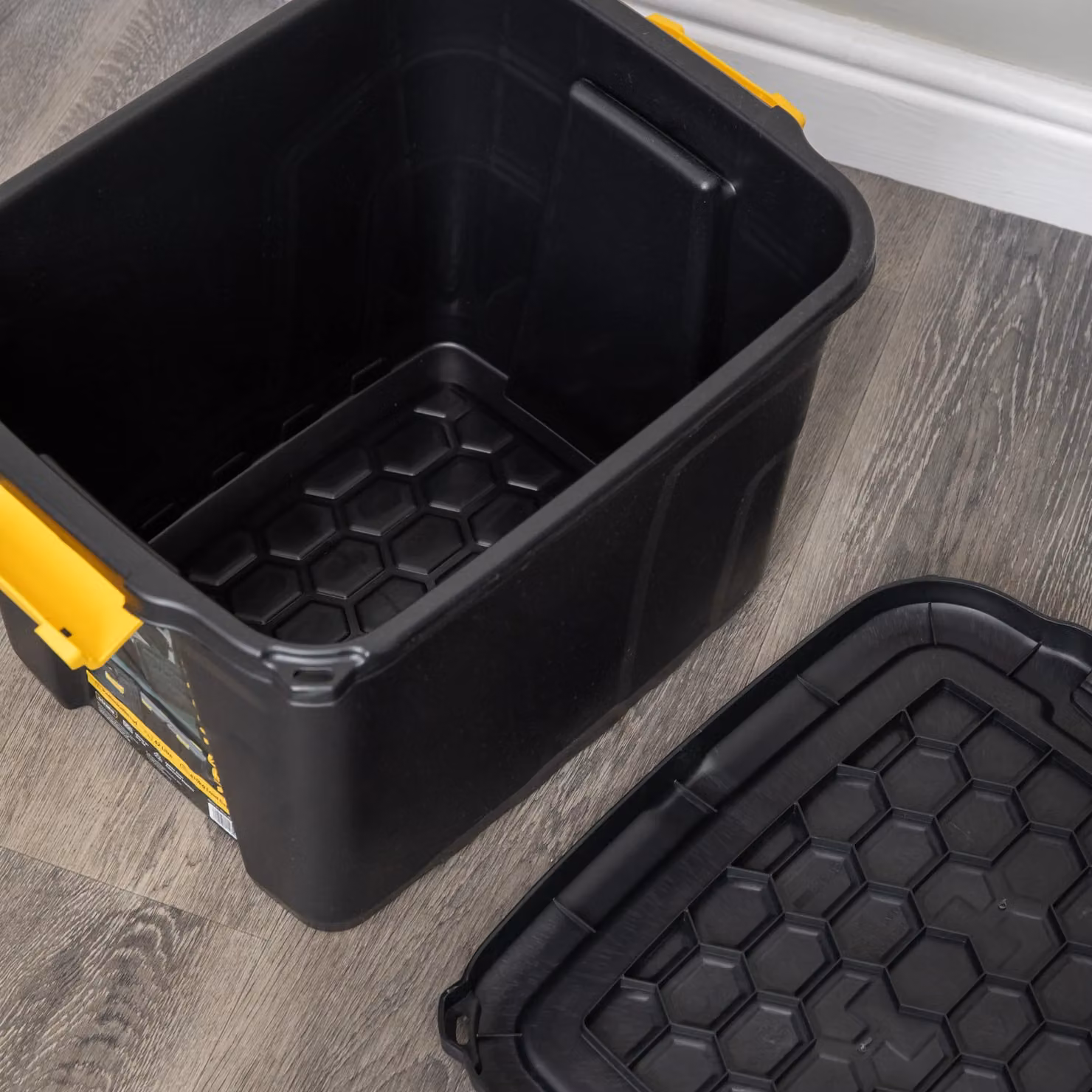 Samuel Alexander 2 Pack of 42L Heavy Duty Lockable and Stackable Storage Tubs with Lids and Handles in Black and Yellow – 3