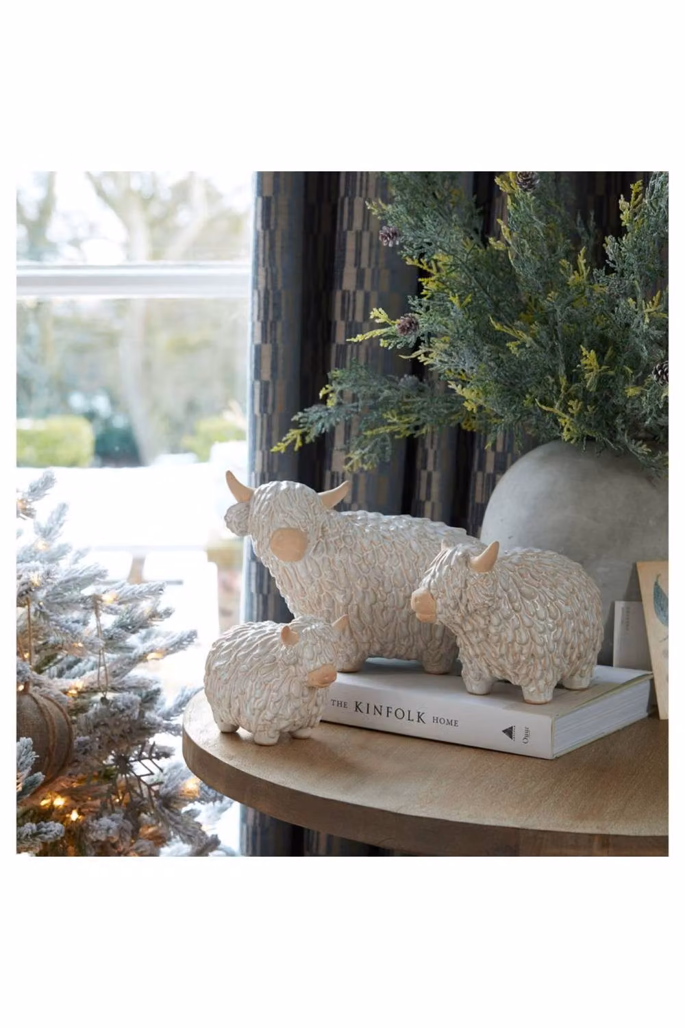 KDMD Alora Large Ceramic Highland Cow Sculpture in Brown Rustic Tabletop Decor – 3