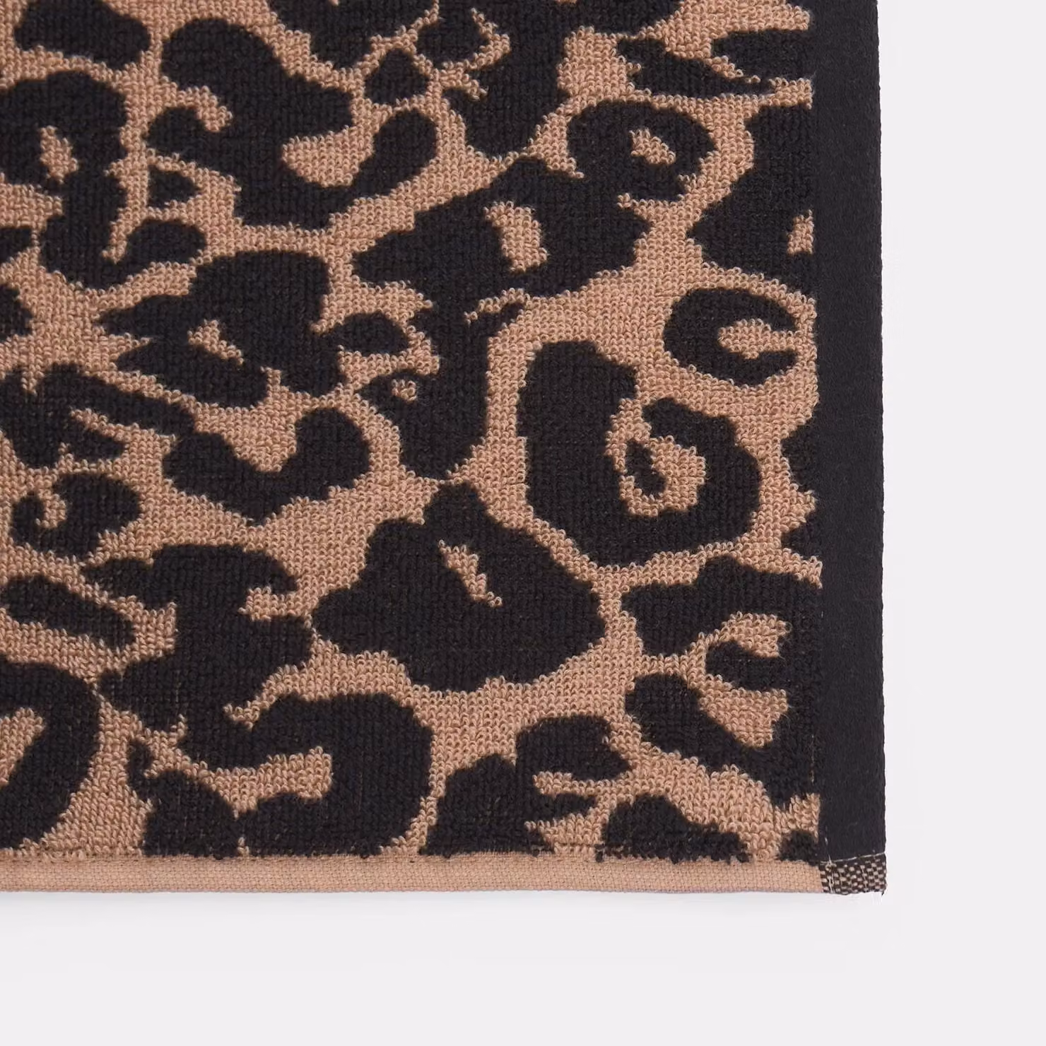 OHS Leopard 4-Piece Cotton Bath Towel Set in Beige and Multicolour – 6