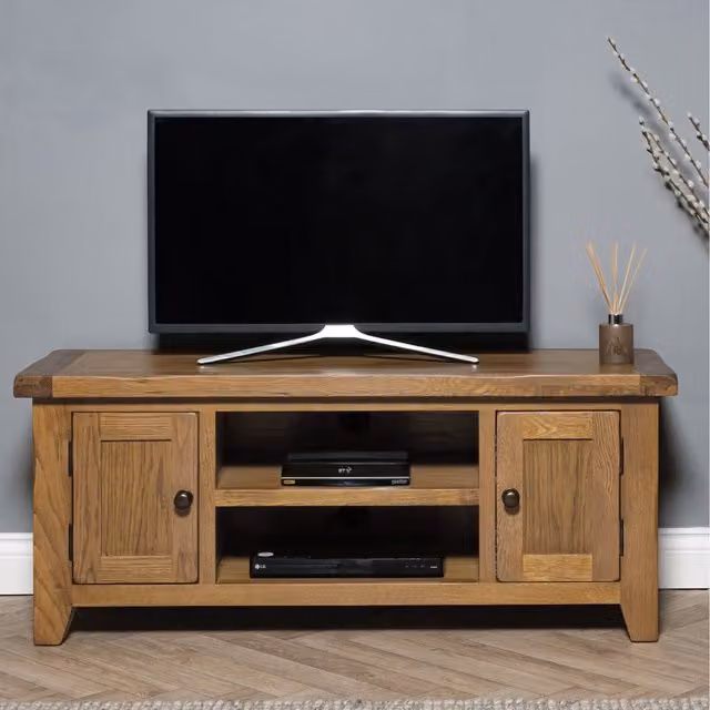 Elm Home And Garden Rustic Lacquered Oak TV Media Unit in Brown