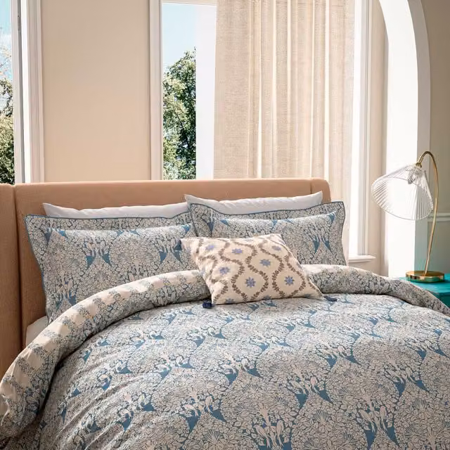 V&A Lerena Blue Cotton Duvet Cover and Pillowcase Set, W: 200 cm x H: 200 cm – 1