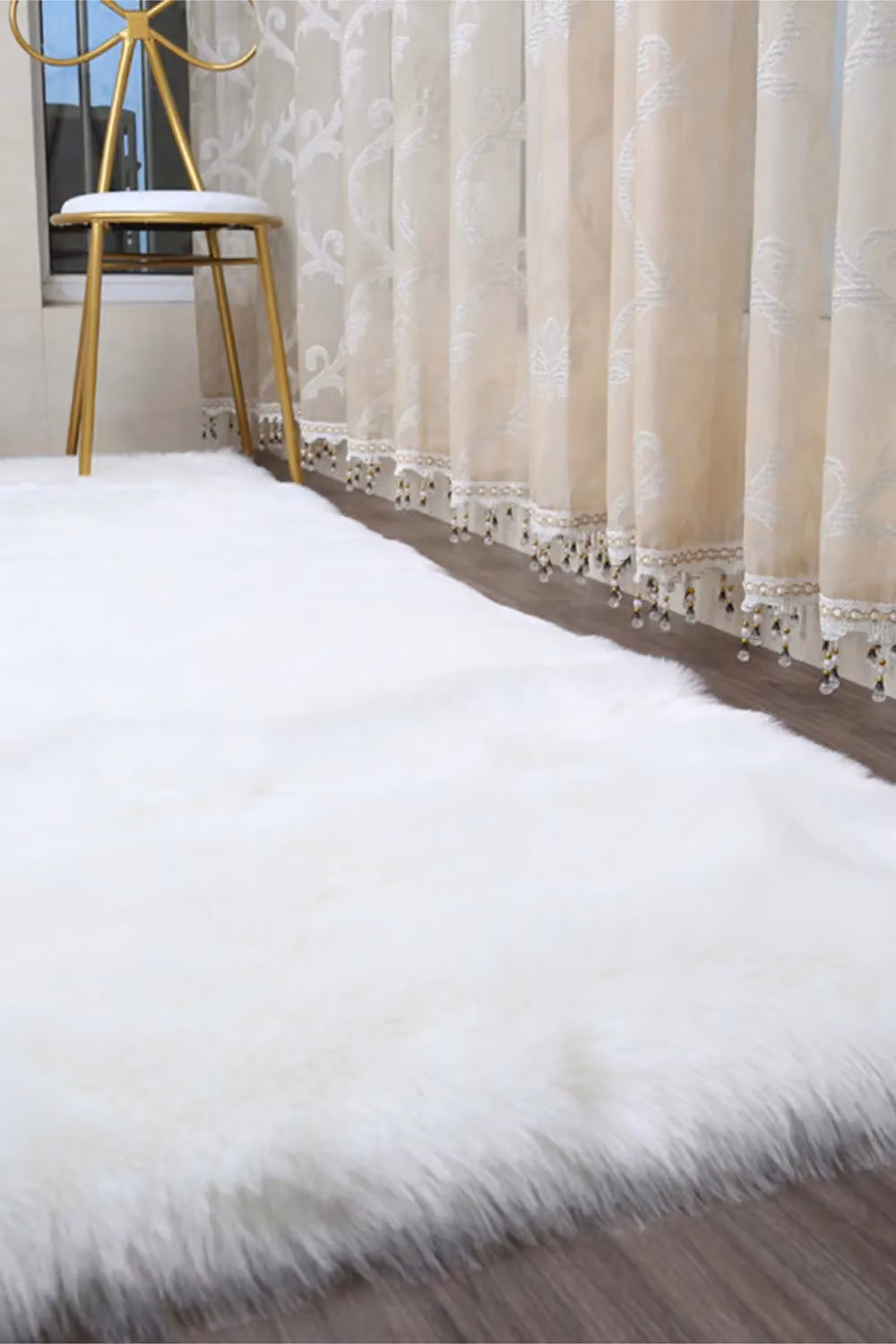 Living and Home Dwayne Handmade White Faux Fur Rectangular Rug W: 60 cm, L: 120 cm – 3