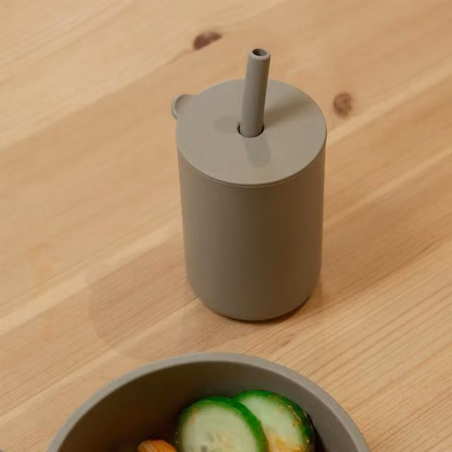 Tiny Dining Silicone Straw Training Tumbler for Babies, 170ml, Green/Grey