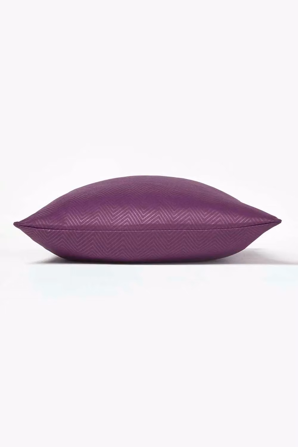 Homescapes Purple Herringbone Cushion Cover, W/D/H: 45 x 45 x 45 cm – 3